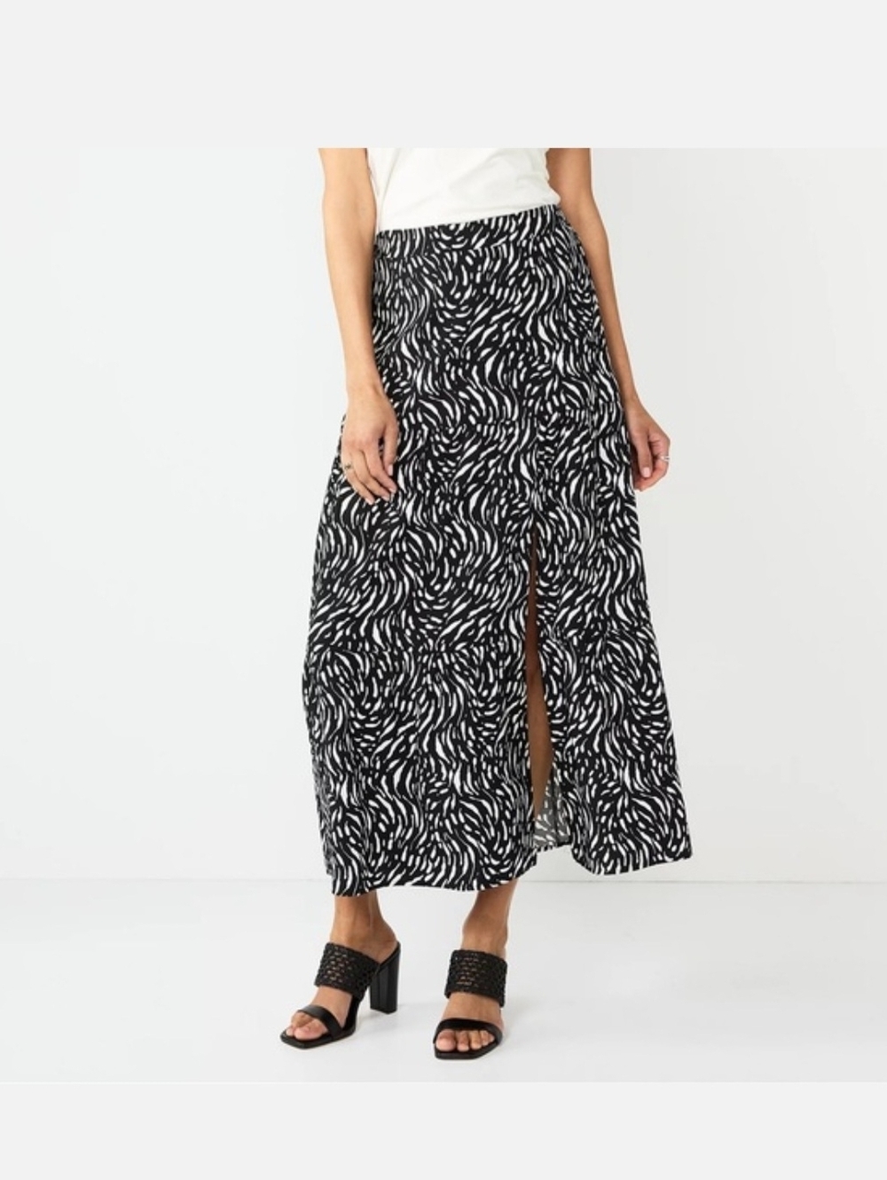 Women's Nine West Crosshatch Tiered Maxi Skirt